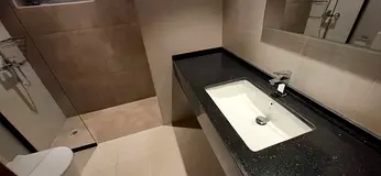 Bed space for executive bacholer with many amenities. Gym. Swiming pool furnished