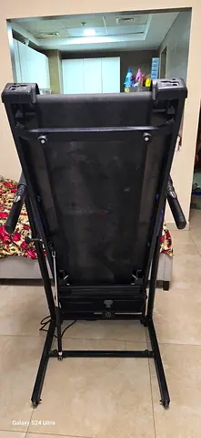 Compact folding treadmill - used, good working condition