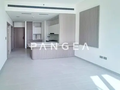 Ready to move in | Private Pool | Park View