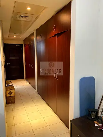 XXL FURNISHED STUDIO | 9 WARDROBES | 18 TILES UNIT