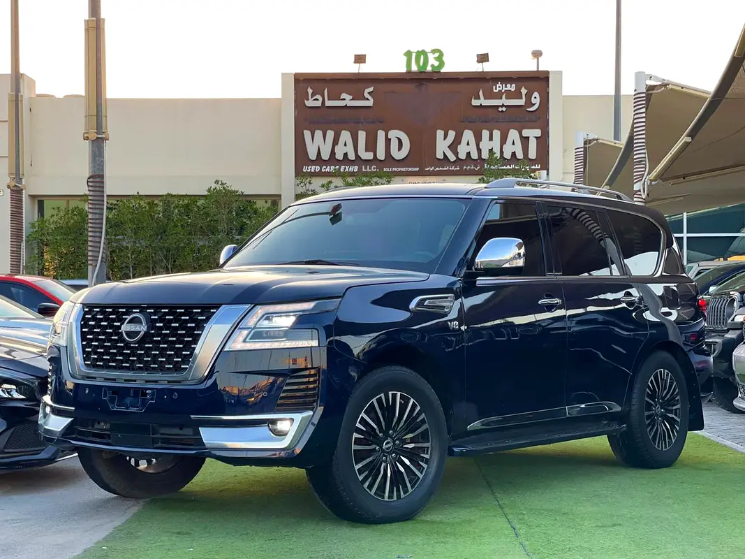 Nissan Armada 2020 — photo 1 of 18