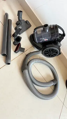 Vacuum cleaner