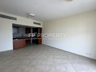 Community View | 2 Parkings | 2 Storages