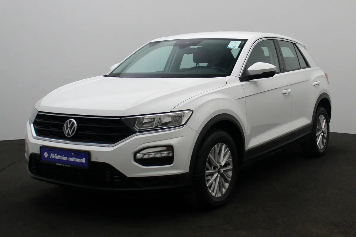 Volkswagen T-Roc 2021 — photo 1 of 20