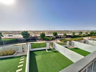 Single Row | Open View | Large Plot | Great Deal