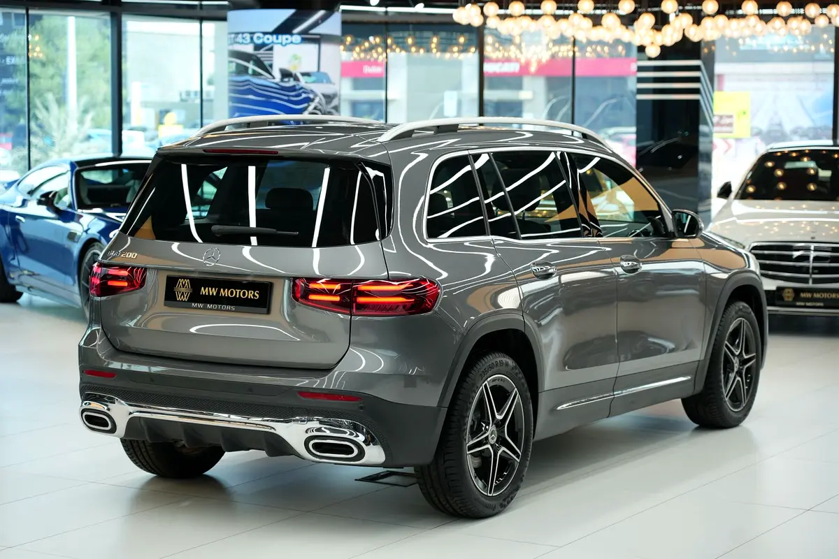 Mercedes-Benz GLB-Class 2025