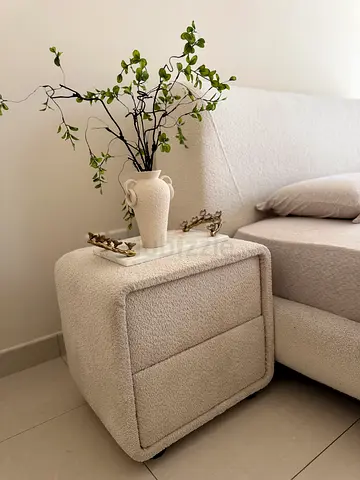 Set of 2 Beige Bouclé Bedside Tables