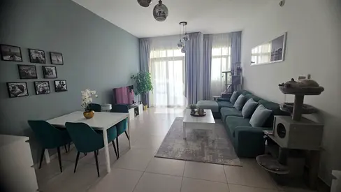 Pool View / Great Deal /2 BHK Apartment