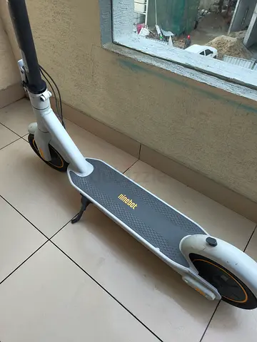 Ninebot Max G30LP Electric Scooter