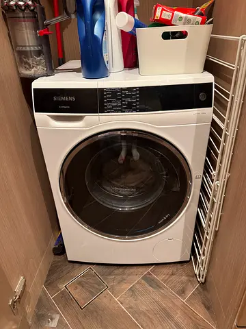Siemens front-load washer-dryer in excellent working condition
