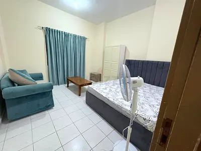 Room ( 1700)