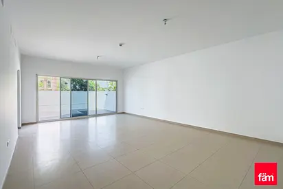 Single Row Corner Huge Plot Arabella 3 For Rent