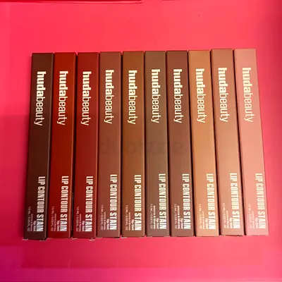 Huda Beauty Lip Contour Stain - Lip Tint