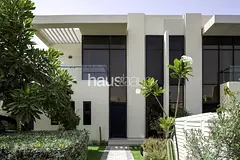THM | Vacant Soon | Corner Unit | Well Maintained