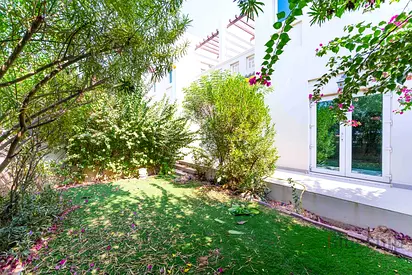Spacious Villa I Best Location I Well Maintained