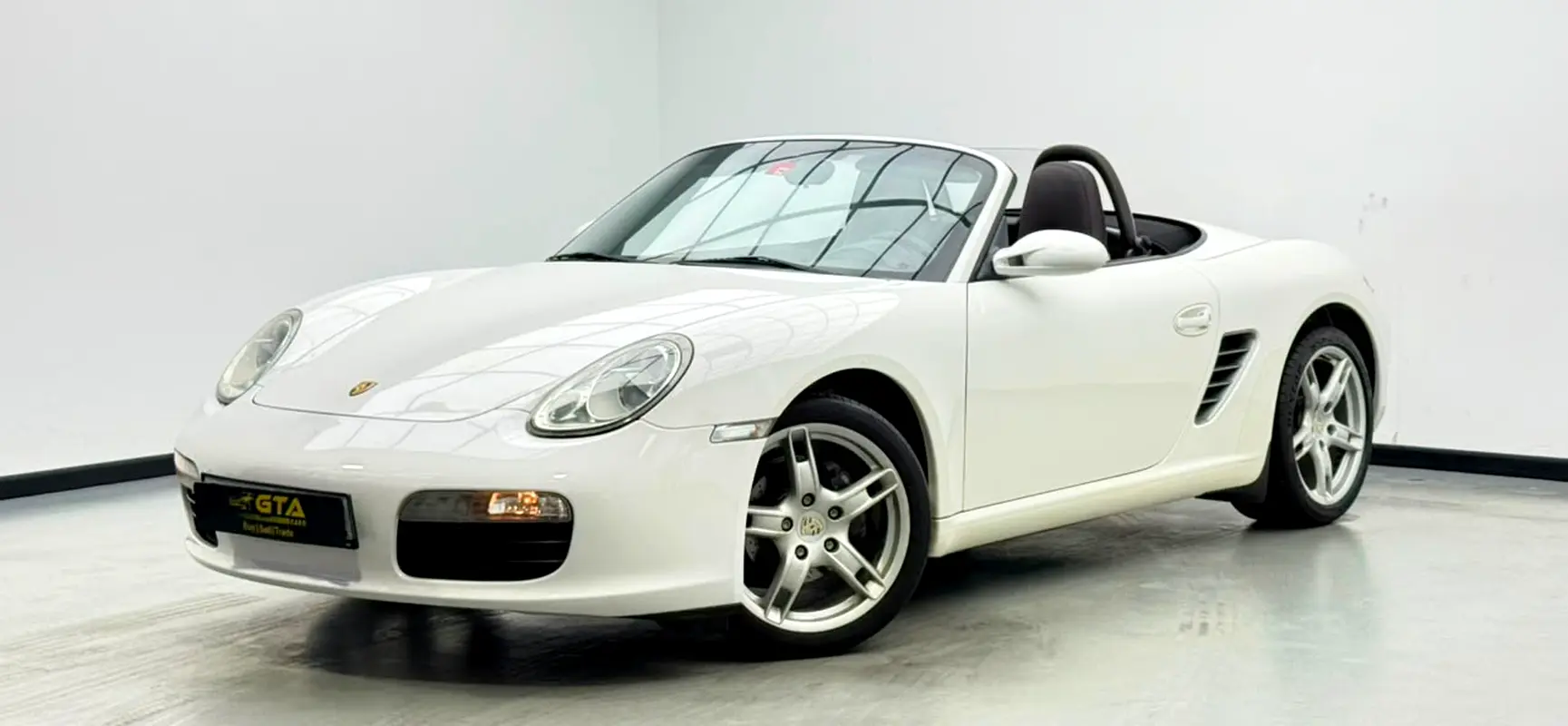 Porsche Boxster 2005 — photo 1 of 15