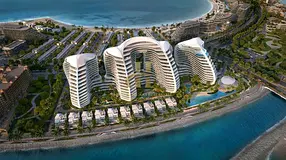 Beachside Apartment | Resort-Style Amenities