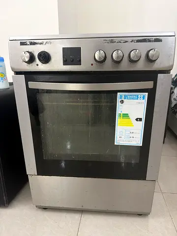 Used freestanding electric oven/stove - stainless steel ready to use working condition