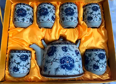 Blue Floral Ceramic Tea Set - 7pcs (Teapot + 6 Cups)