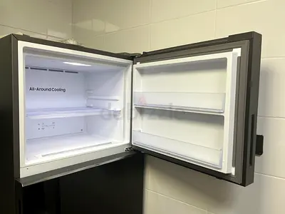 Samsung fridge 460L top mount freezer black