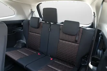 Toyota Innova, миниатюра 11