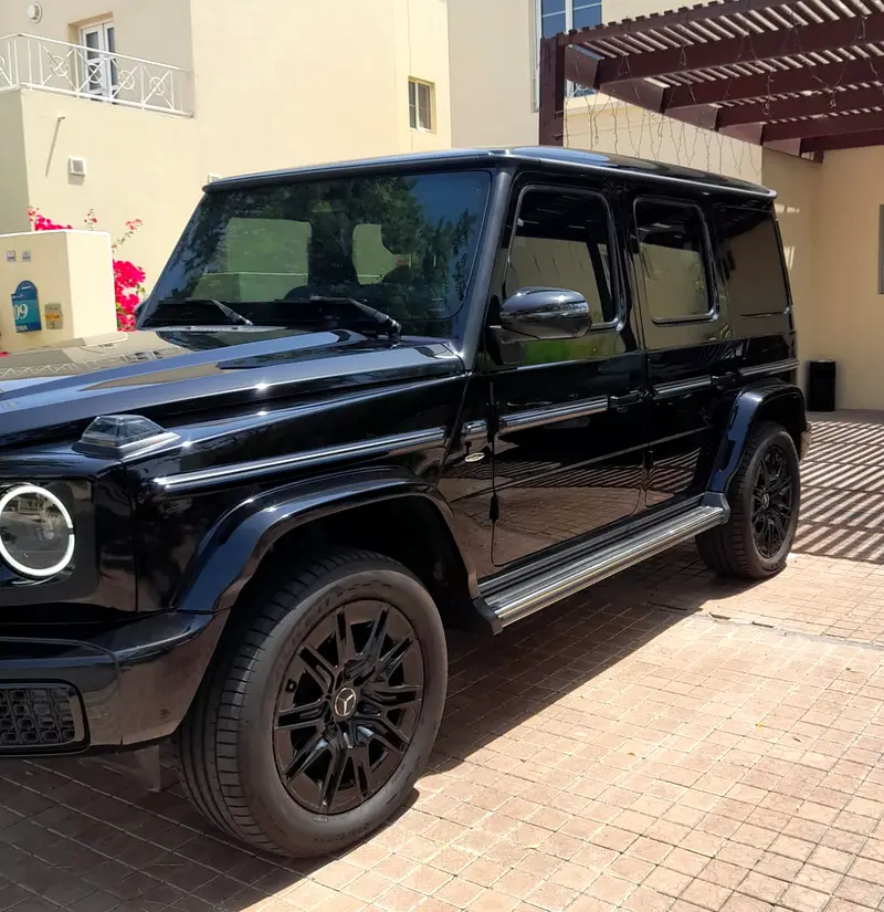 Mercedes-Benz G-Class 2025 — photo 1 of 6