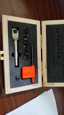 Selling a professional-grade Freud indexable cutter / nozzle for CNC router machines. Excellent cond