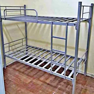 Used good blieave bunker beds