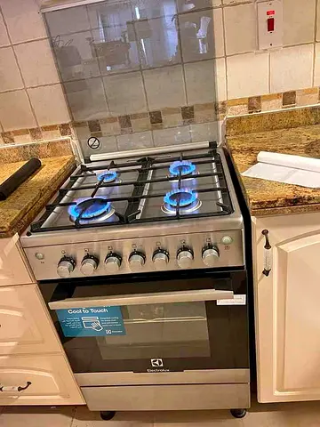 Electrolux 4-Burner cooking range 60/60 size Gas Cooker with Oven - Stainless Steel, free delivery