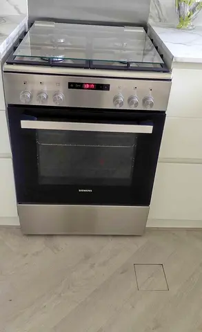Siemens Top gas oven electric cooker for sell 60×60cm 💯 good working