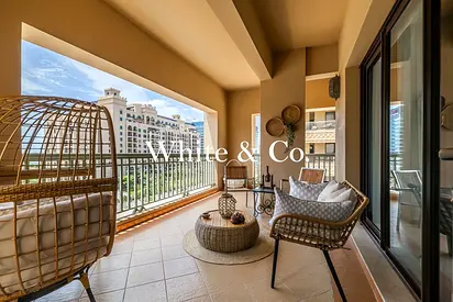 2 Parking |Corner Unit | Italian Furniture