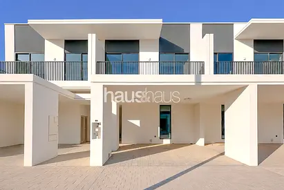 3BR + Maids | New Listing | Vacant Townhouse