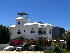 Big En-suite Room in Jungle Villa close to beach for Western Expat all inclusive