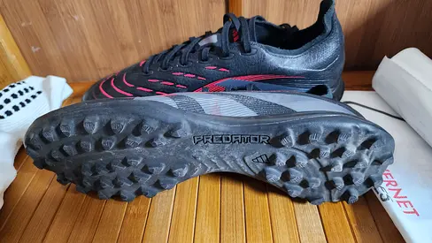 Adidas Predator Turf Football Shoes - Black/Red, Used