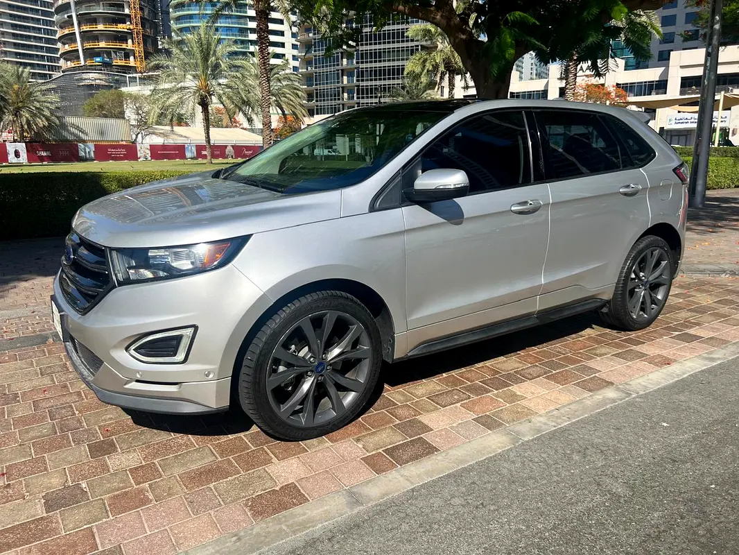 Ford Edge 2016 — photo 1 of 15