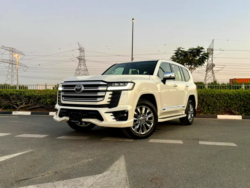 Toyota Land Cruiser 2026 — photo 1 of 18