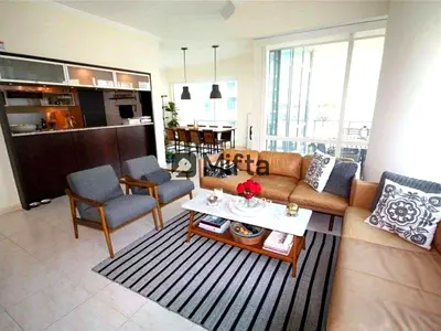 2.5% Commission | Chiller Free | Vacant Now | 3 BR