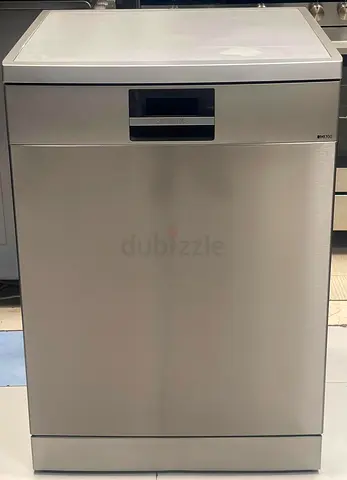 Siemens brand 3 Racks Dishwasher model Siemens iQ700