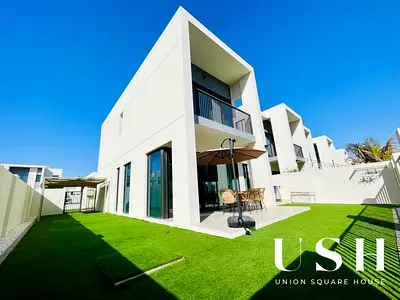 Fully Furnished 4Bed | Mid Corner Unit | Landscape