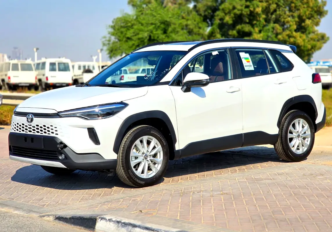 Toyota Corolla Cross 2025 — photo 1 of 20