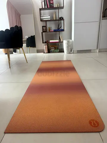 Lululemon Yoga mat with Sunset design