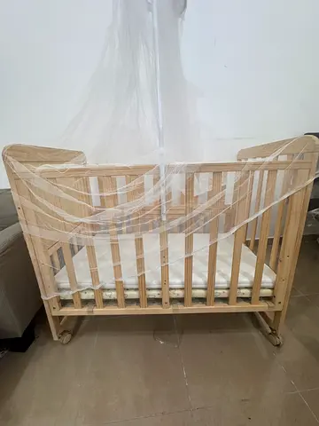 wood baby crib with mattress and mosquito net
