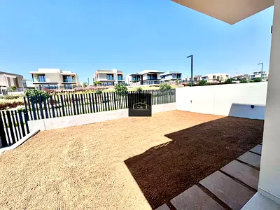 4 BR single row L - Shape Layout - Prime Location internal unit next to park - Handover Soon