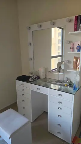 Professional Makeup Station – Only Used for 2 Months!