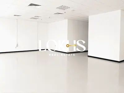 CANAL VIEW | FITTED | LOW TRAFFIC | 2 PARKINGS