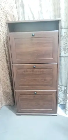 Wooden 3-Door shoe rack