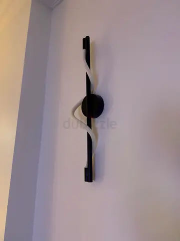 Modern black LED ceiling light - minimalist wave design