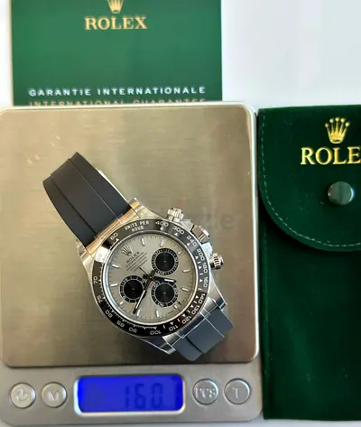Rolex Daytona style chronograph watch with rubber strap (pre-owned)