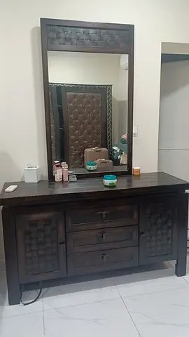Mirror dressing