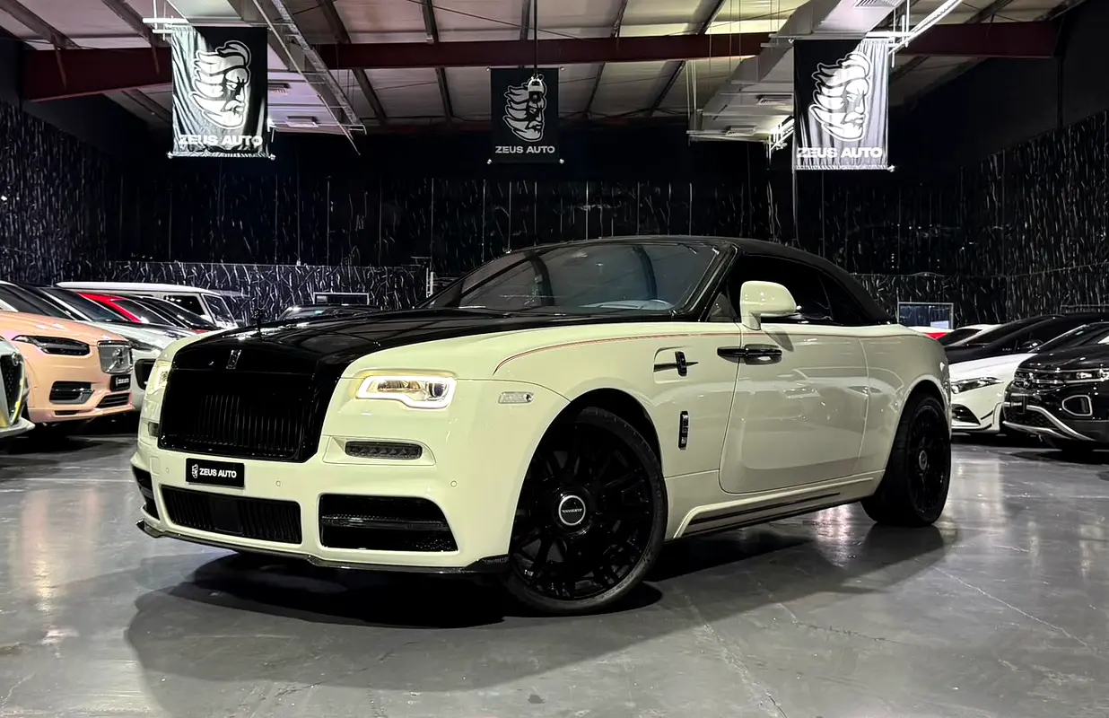Rolls-Royce Dawn 2017 — photo 1 of 20